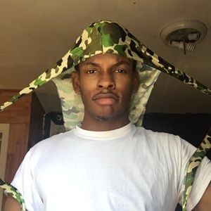 Meet your Posher, Devon